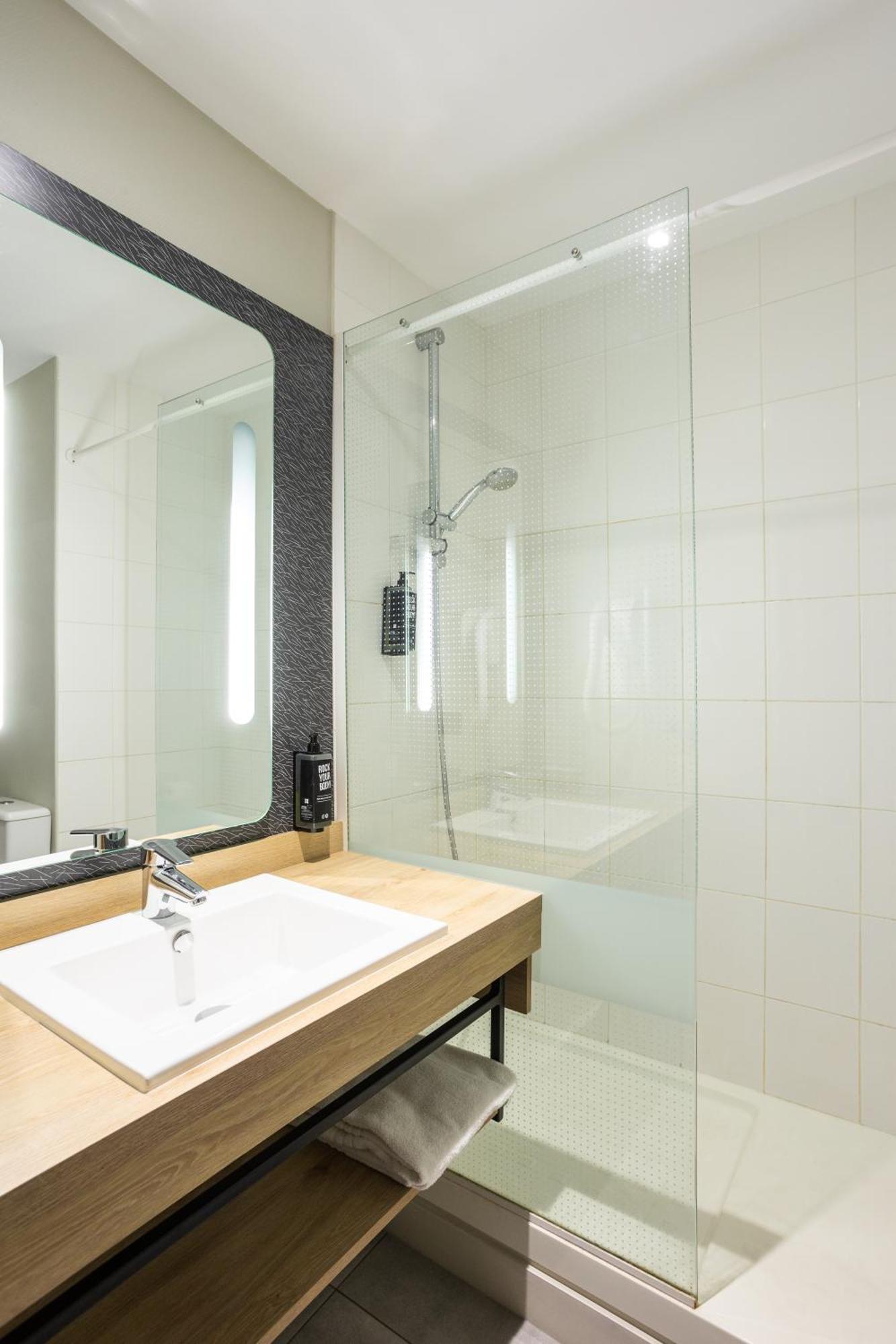 Ibis Angouleme Nord Hotel Champniers  Buitenkant foto
