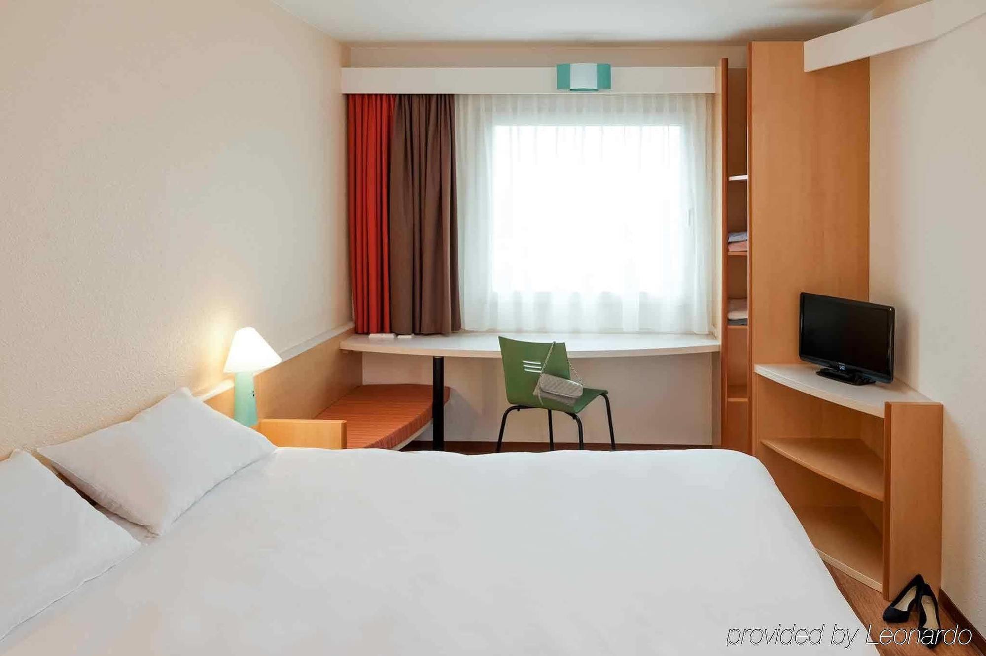 Ibis Angouleme Nord Hotel Champniers  Buitenkant foto